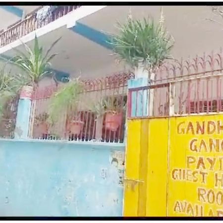 Gandhi Ganaga Guest House Waranasi Zewnętrze zdjęcie