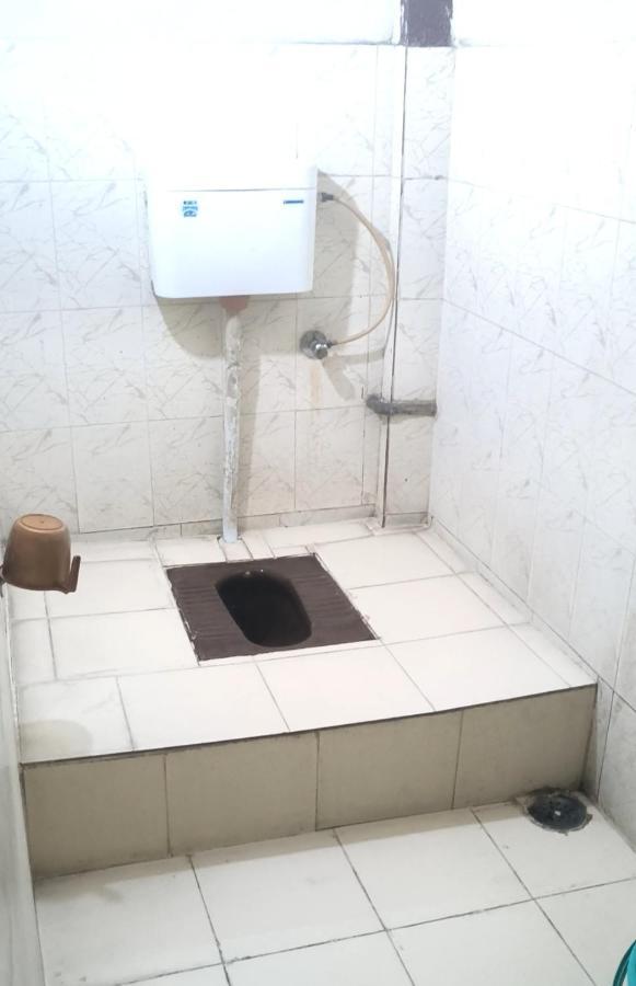 Gandhi Ganaga Guest House Waranasi Zewnętrze zdjęcie