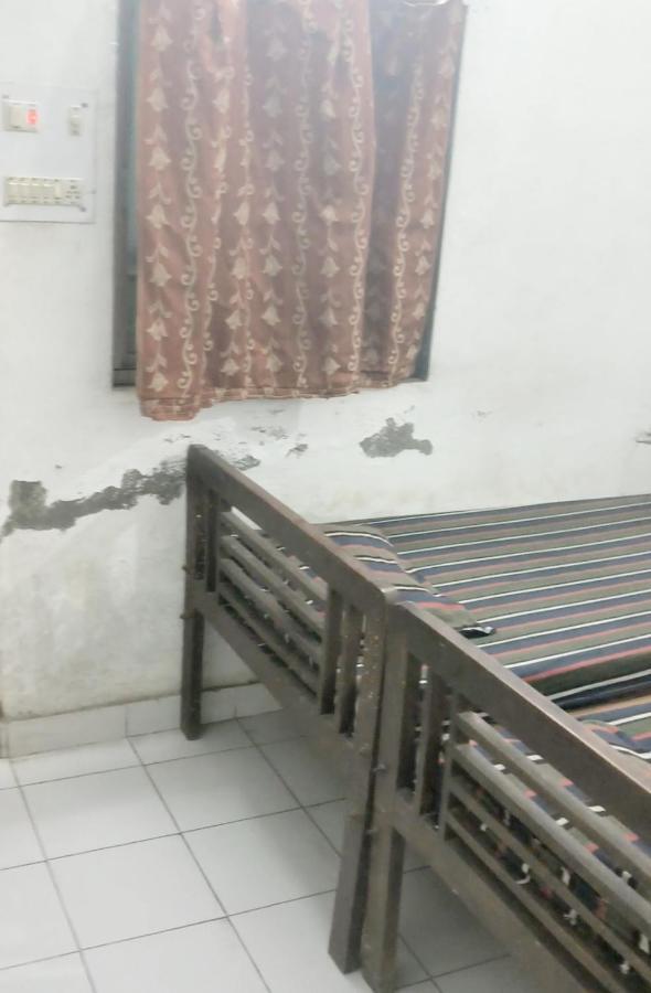 Gandhi Ganaga Guest House Waranasi Zewnętrze zdjęcie