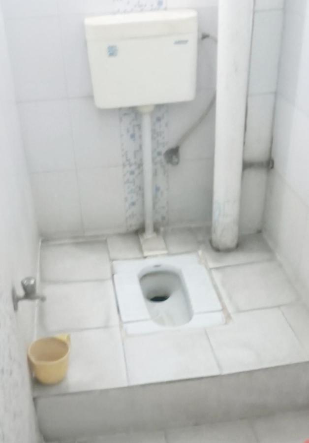 Gandhi Ganaga Guest House Waranasi Zewnętrze zdjęcie